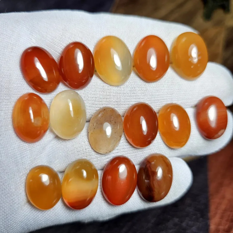 پک ۱۵ عددی نگین عقیق کارنلین معدنی کد G81000