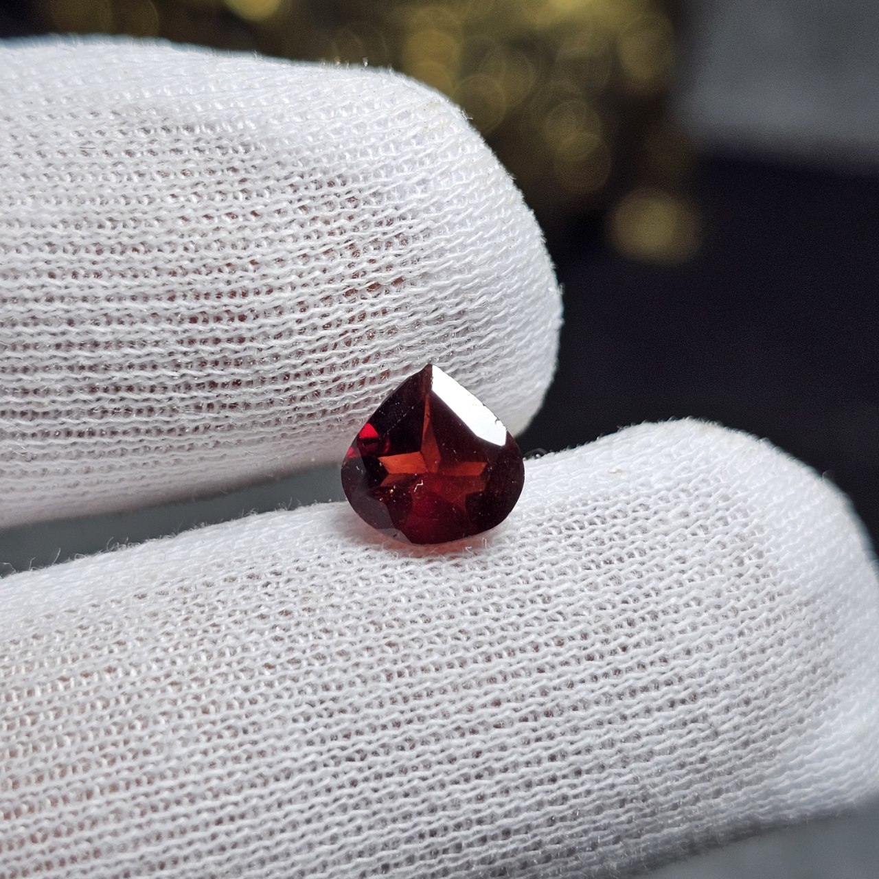 نگین سنگ گارنت رودولایت معدنی کد 36877