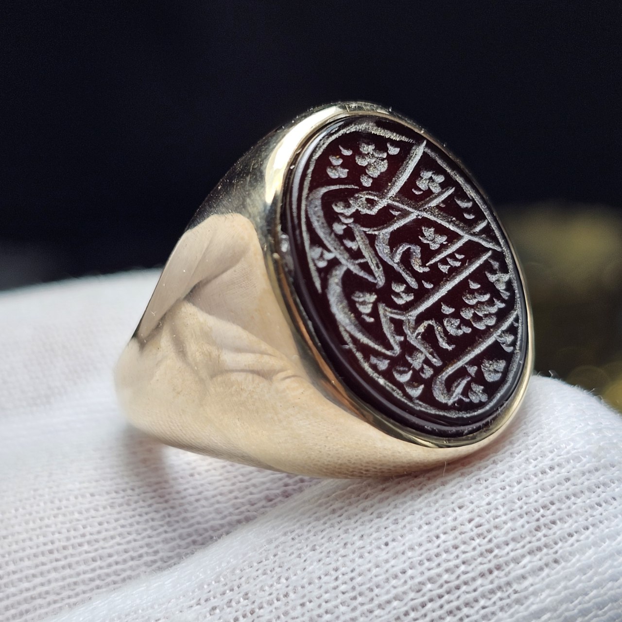 انگشتر طلا  روس با سنگ عقیق جگری معدنی خط دست کد 37048 