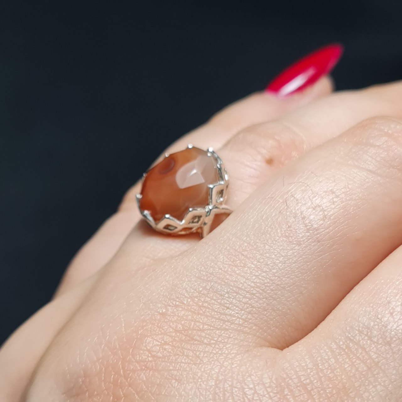 انگشتر نقره  روس با سنگ عقیق یمنی اصل  ▫️کد : 37445 