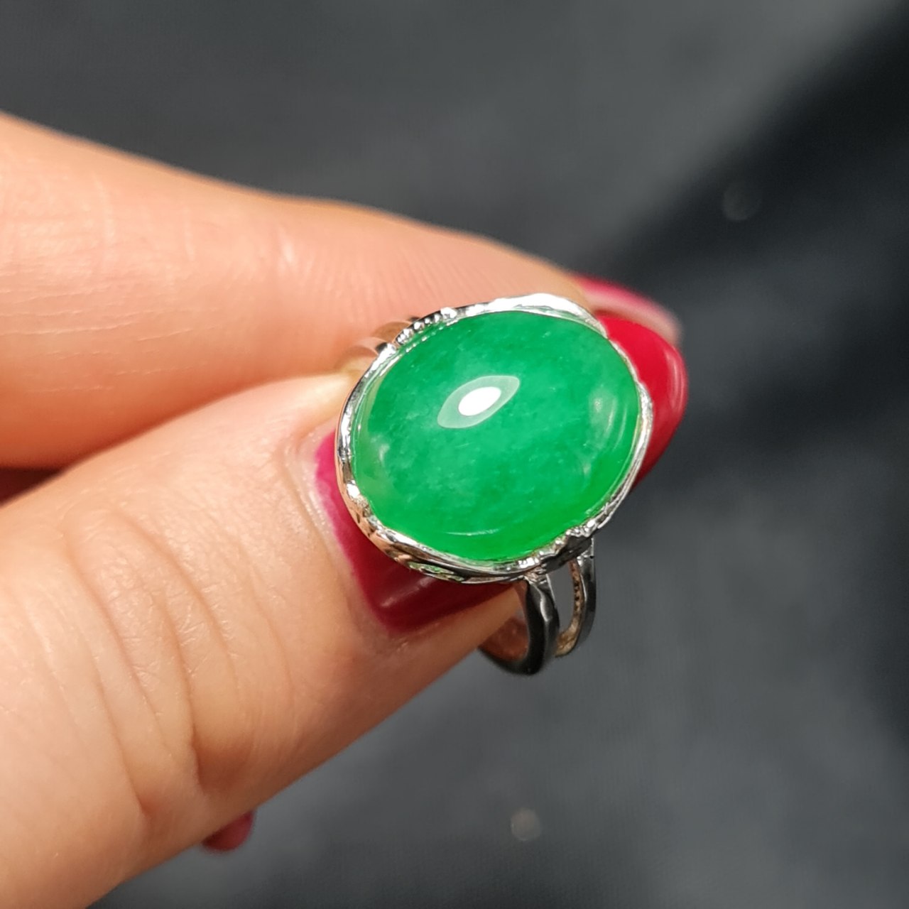 انگشتر نقره  روس با سنگ جید معدنی▫️کد : 37443 