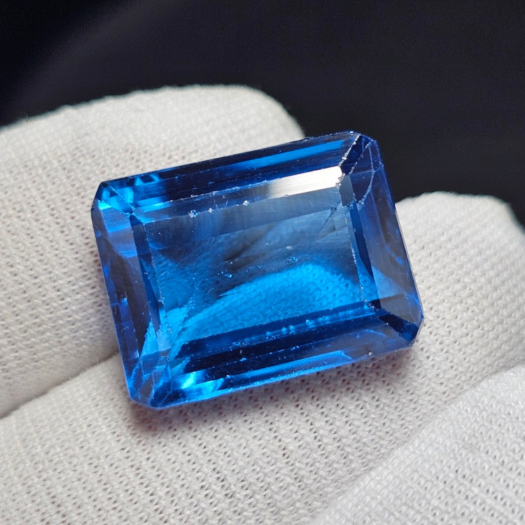 نگین سنگ توپاز روسی شمش (پریدگی ریز دارد) کد 38946