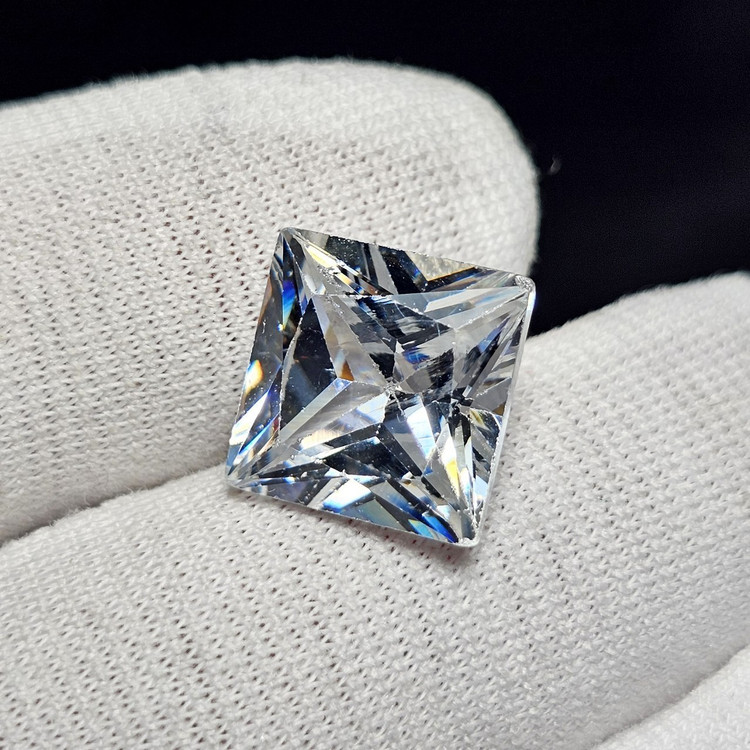 نگین سنگ کیوبیک زیرکونیا شمش کد 38954