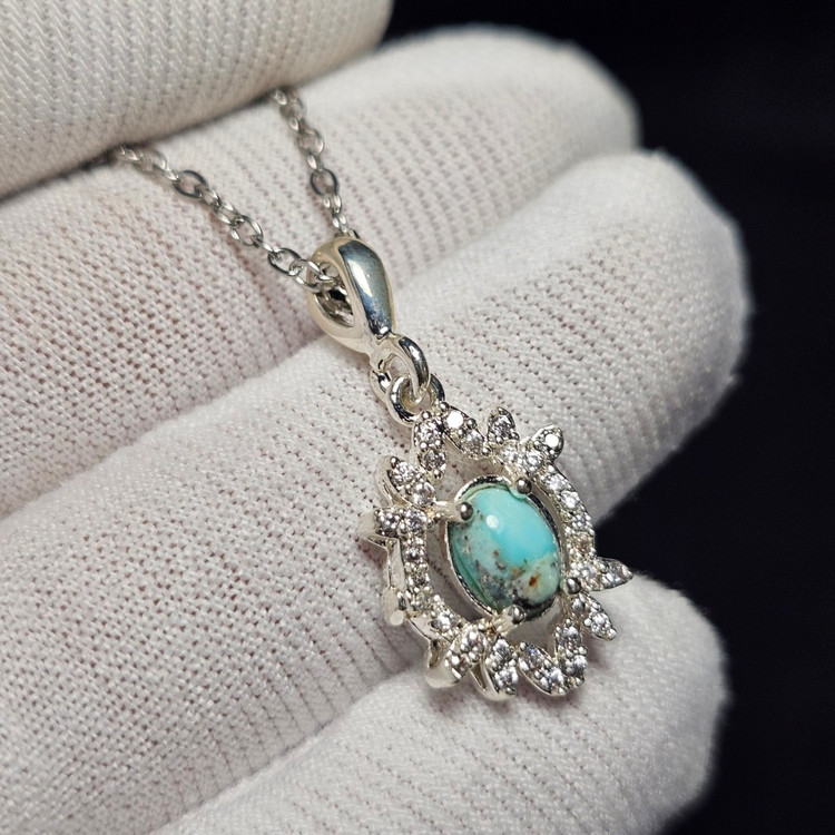 آویز گردنبند سنگ فیروزه طبیعی نیشابور ( پایه برنجی ابکاری) کد 39340